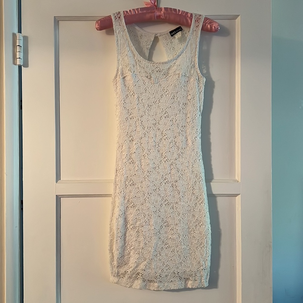 White lace dress